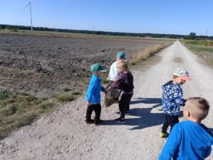 szkola-podstawowa-w-proszeniu-sprzatanie-swiata